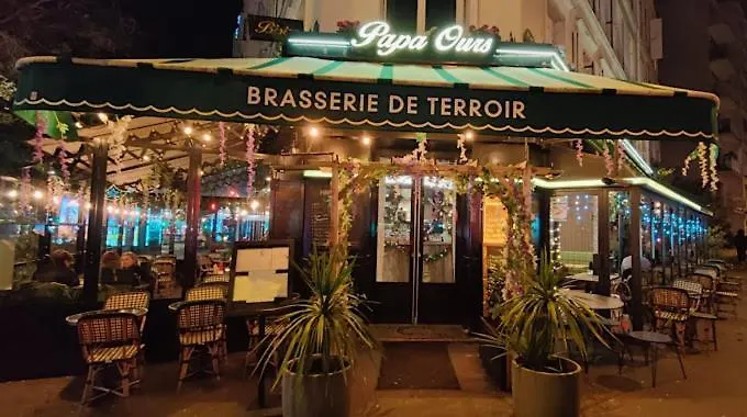 Charmant Studio Perche Sur Les Toits, 16 Eme Quartier Calme Securise- Proche Quai Seine Roland Garros Paris Frankreich